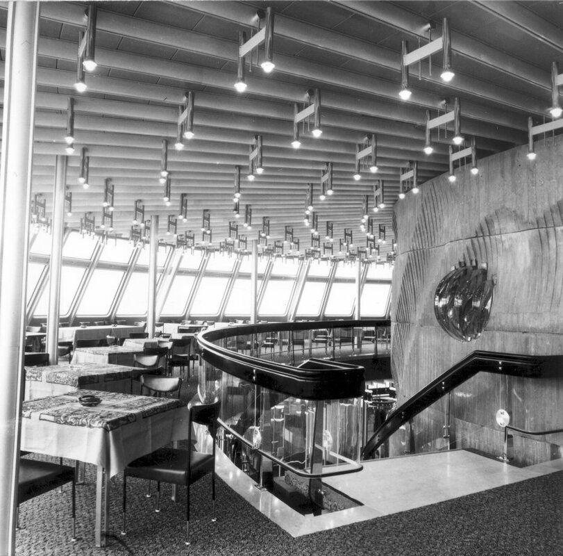 1973 – Ještěd je otevřen